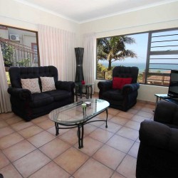 Castaro Beach Lodge - 4 Bedroom 8 sleeper self-catering holiday house in Ramsgate with solar panels and filtered borehole water - South Coast of KZN.