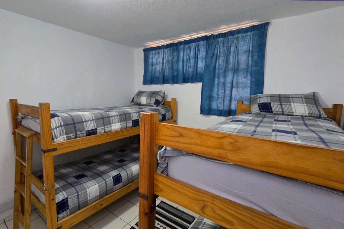 Chardonnay Cabanas 2 is an 8 sleeper, self-catering, seafront holiday home on Uvongo Main Beach.