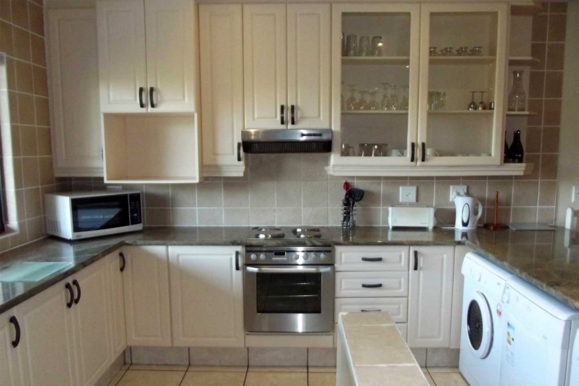 Portofino 7 is a 4 bedroom, 8 sleeper self-catering seafront holiday home in Shelly beach on the south Coast of KwaZulu Natal.