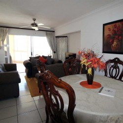 Margate self-catering holiday apartment overlooking the Margate Pier - Mahe 13 sleep 6.