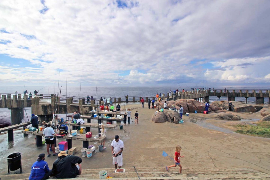 Margate self-catering holiday apartment overlooking the Margate Pier - Mahe 13 sleep 6.