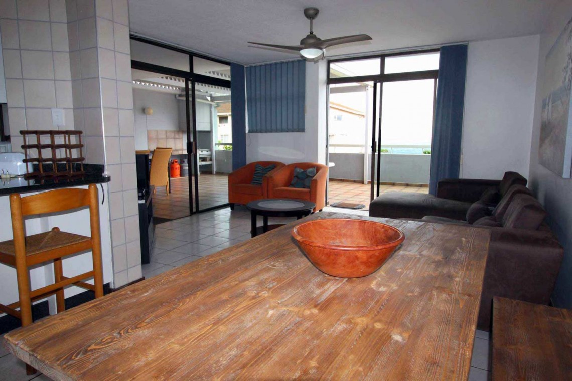 Chardonnay Cabanas 2 is an 8 sleeper, self-catering, seafront holiday home on Uvongo Main Beach.