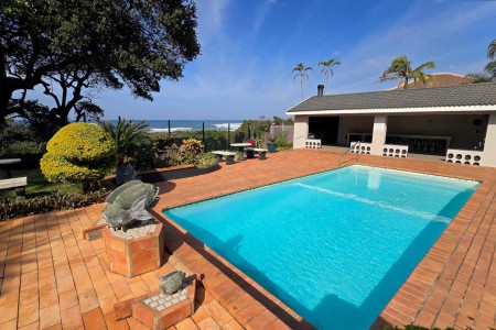 Shelly Palms 7 is a 4-sleeper self-catering holiday flat the provides affordable self-catering holiday accommodation on Shelly Beach with WIFI & pool, perfect for weekends, July, August, September, October and December school holidays.