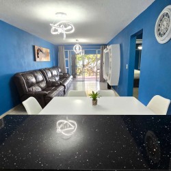 Shelly Palms 7 is a 4-sleeper self-catering holiday flat the provides affordable self-catering holiday accommodation on Shelly Beach with WIFI & pool, perfect for weekends, July, August, September, October and December school holidays.