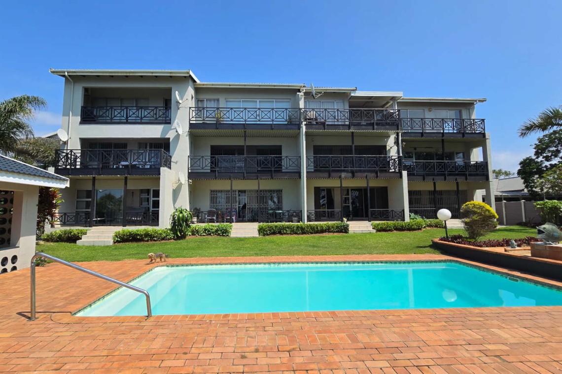 Shelly Palms 1 is a ground floor, 5 sleeper self-catering seafront holiday accommodation in Shelly Beach on the South Coast of KZN