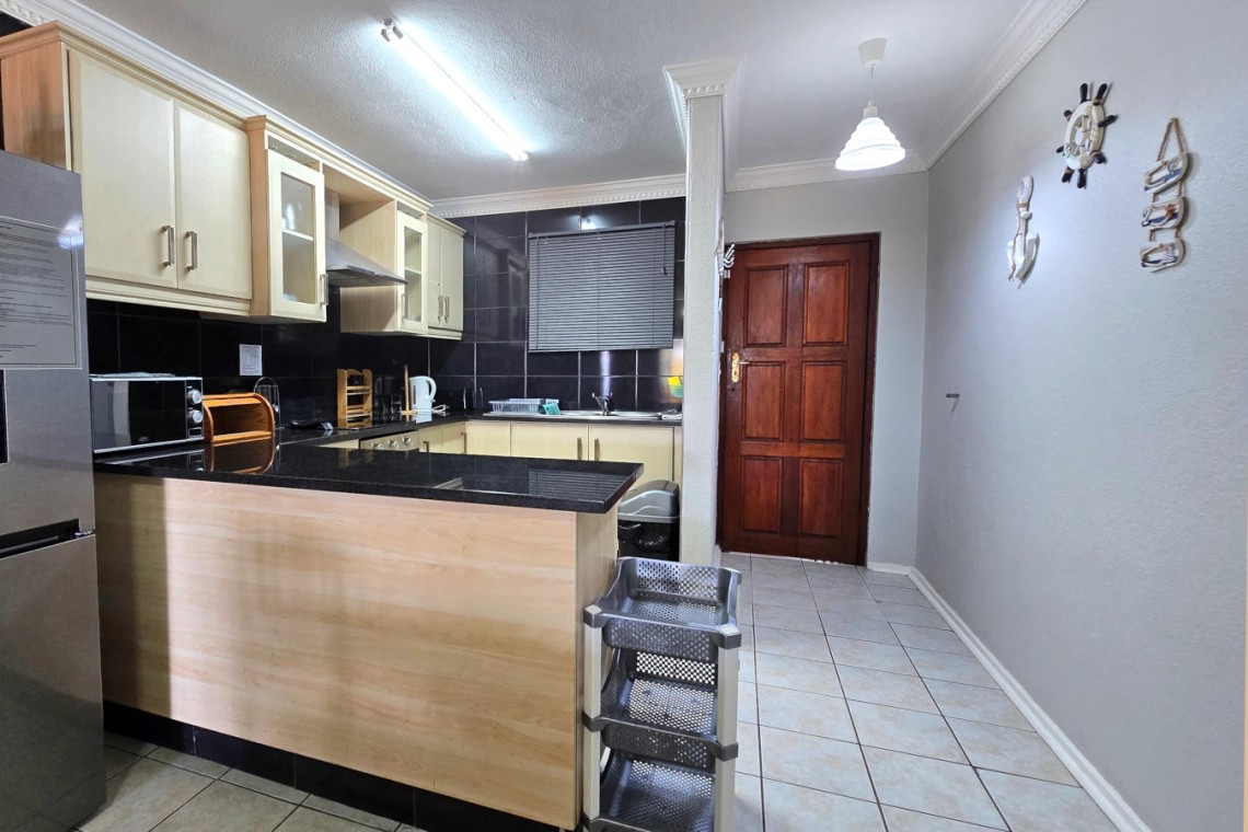 Shelly Palms 1 is a ground floor, 5 sleeper self-catering seafront holiday accommodation in Shelly Beach on the South Coast of KZN