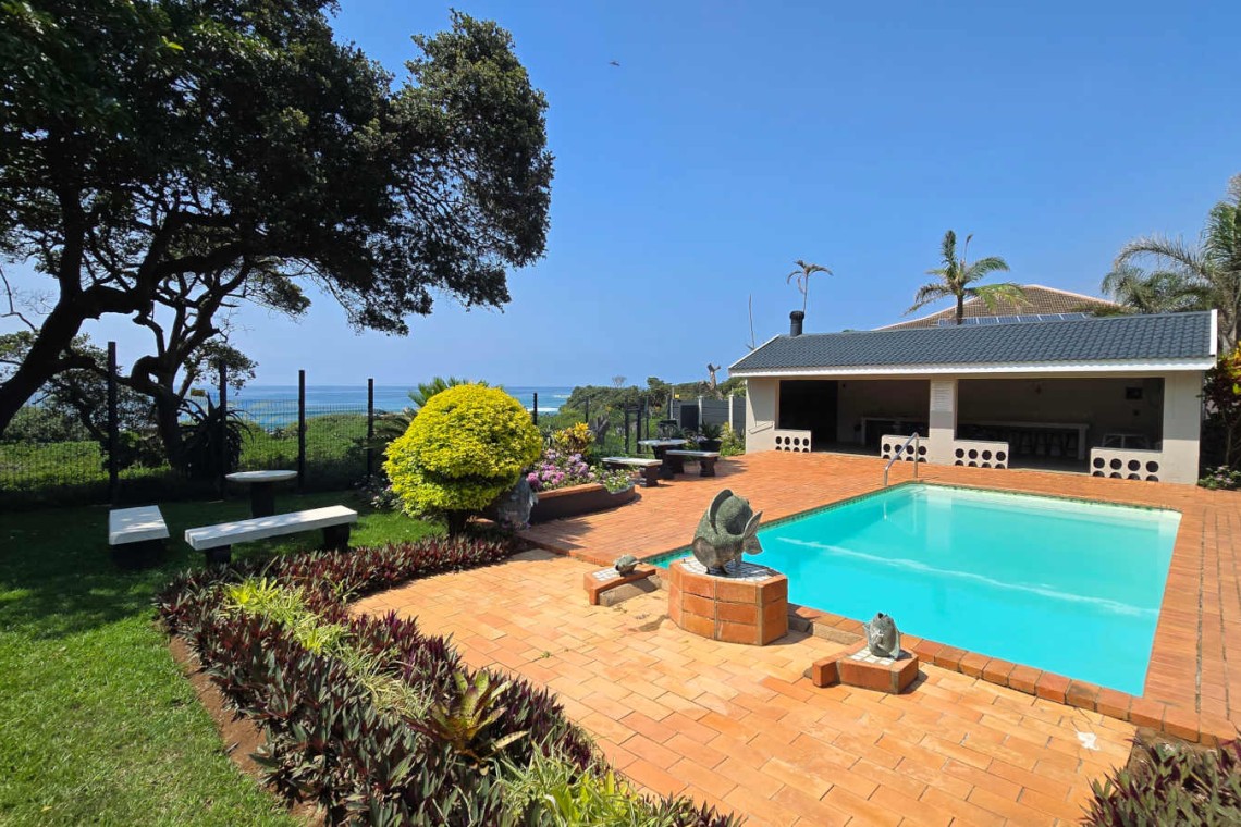 Shelly Palms 1 is a ground floor, 5 sleeper self-catering seafront holiday accommodation in Shelly Beach on the South Coast of KZN
