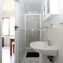 Shelly Strand 30 is on the seafront in the coastal town of Shelly Beach on the South Coast of KwaZulu Natal.