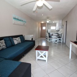 Enjoy your self-catering holiday in Shelly Palms 6 on the beach in Shelly Beach on the South Coast KZN.