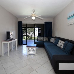 Enjoy your self-catering holiday in Shelly Palms 6 on the beach in Shelly Beach on the South Coast KZN.