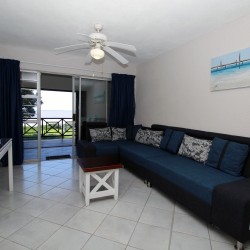 Enjoy your self-catering holiday in Shelly Palms 6 on the beach in Shelly Beach on the South Coast KZN.