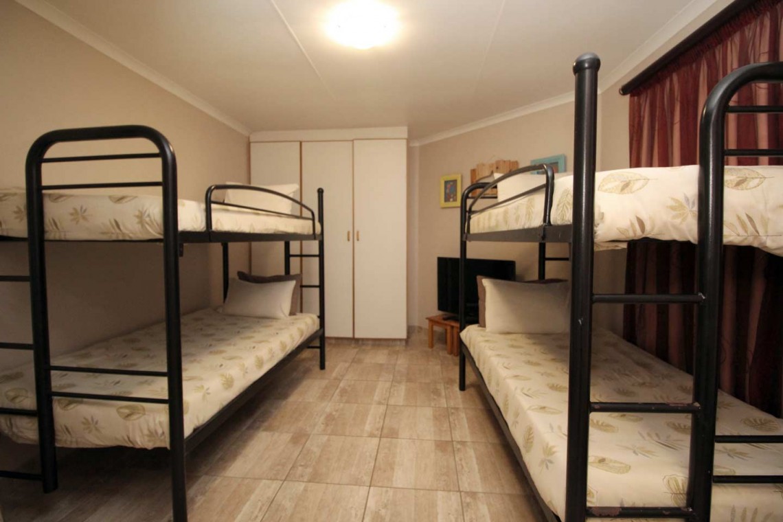 Uvongo Chalets 27 is a self-catering 8 sleeper on Lilliecrona Boulevard in Uvongo on the South Coast of KwaZulu Natal in South Africa