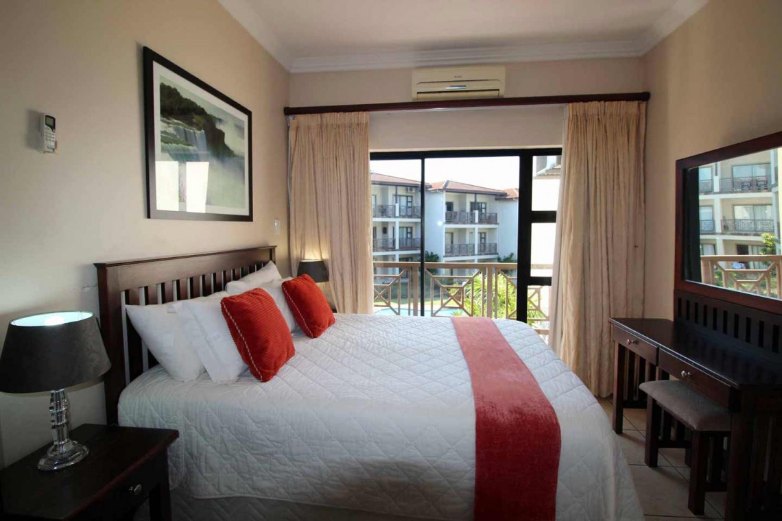 Topanga 34 is an air conditioned luxury 4 sleeper apartment in Uvongo, South Coast of KwaZulu Natal