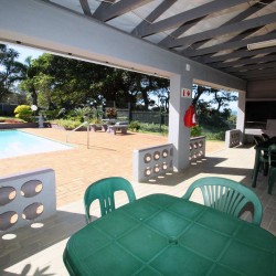 Ground floor, 5 sleeper self-catering seafront holiday accommodation in Shelly Beach on the South Coast of KZN - Shelly Palms 1