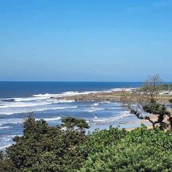 Portofino 29 is a 4 bedroom, 8 sleeper self-catering seafront holiday home on the beach in Shelly beach on the South Coast of KwaZulu Natal.
