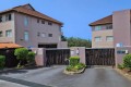 Mystique 1 is a ground floor self-catering, seafront holiday flat in shelly beach