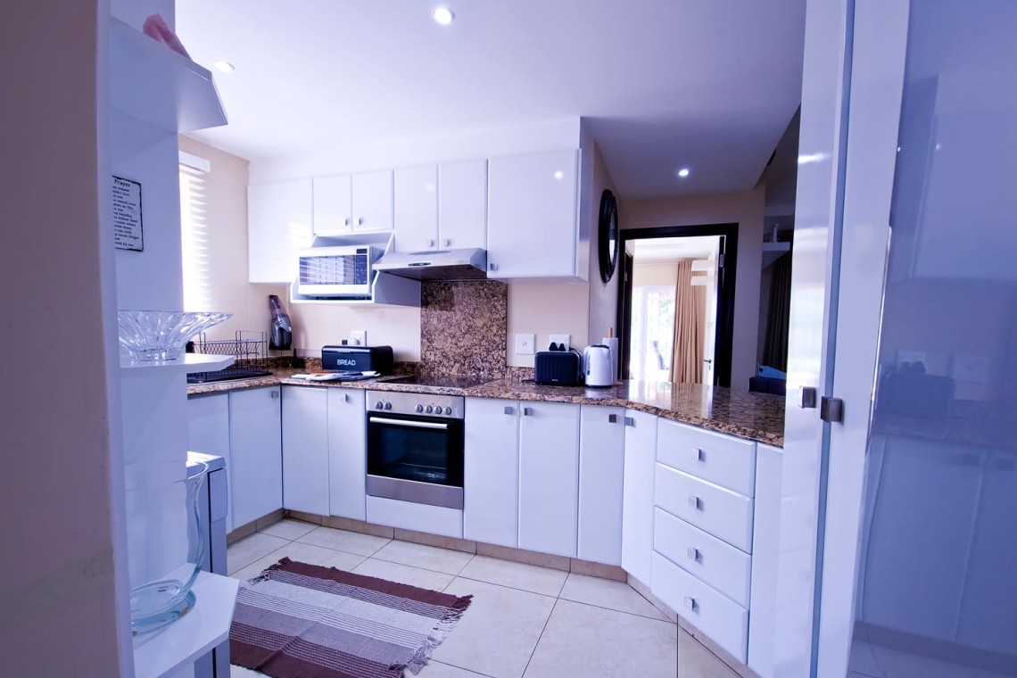 Mystique 1 is a ground floor self-catering, seafront holiday flat in shelly beach