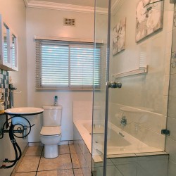 Sue Casa 10 is a family holiday flat opposite the Lucien Beach tidal pool in Manaba Beach on the KZN South Coast.