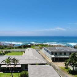 Sue Casa 10 is a family holiday flat opposite the Lucien Beach tidal pool in Manaba Beach on the KZN South Coast.