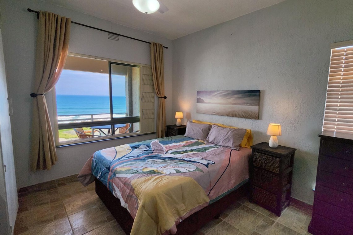 Sue Casa 10 is a family holiday flat opposite the Lucien Beach tidal pool in Manaba Beach on the KZN South Coast.