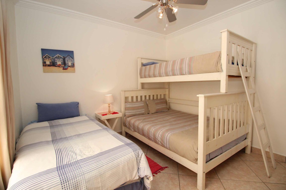 Aqua Surf 6 is a 3 bedroom, 9 sleeper, self-catering holiday apartment in Manaba Beach on the South Coast of KwaZulu Natal.