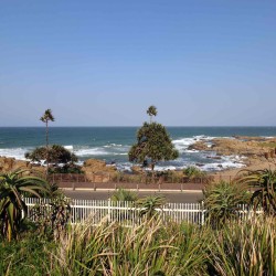 Balooga 1 is ground floor, luxury 7 Sleeper, self-catering apartment on Margate seafront on the South Coast KwaZulu of Natal - Happy Holiday Homes.