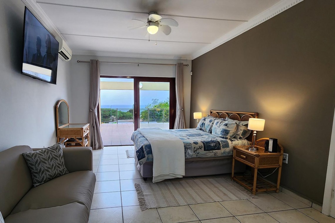 Kings Cottage is a 3 bedroom, 6 sleeper self-catering family holiday home is Shelly Beach on the South Coast of KwaZulu Natal with a sea view, swimming pool, WiFi and is walking distance to St Michael s Beach and local restaurants.