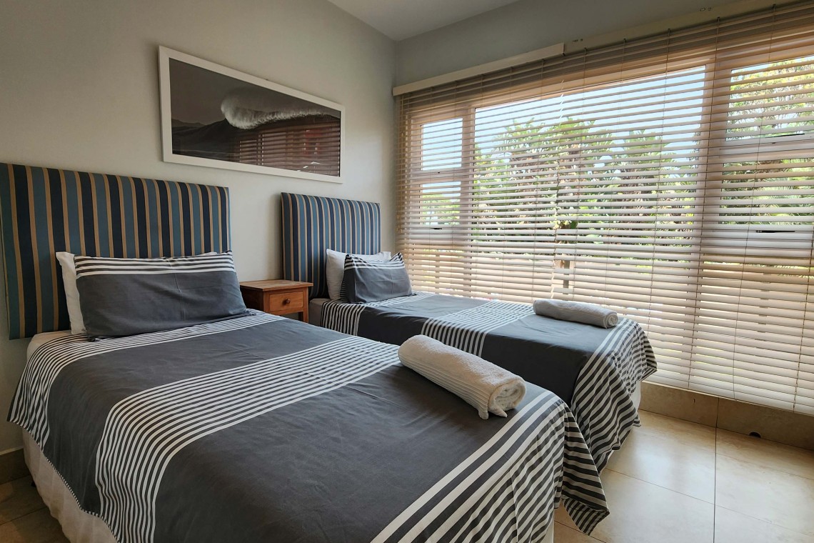Mystique 8 is a beautiful seafront 3 bedroom 6 sleeper self-catering family holiday flat in Shelly Beach on the South Coast of KwaZulu Natal in South Africa.