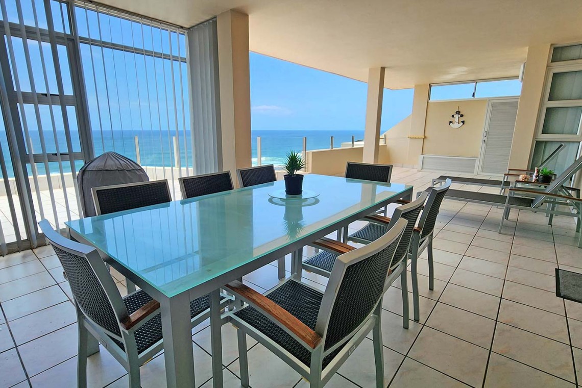 Octavia 7 is a tastefully furnished, upmarket 6 sleeper self-catering holiday penthouse in Manaba Beach on the South Coast of KwaZiulu Natal with a 180 ° breaker sea view.