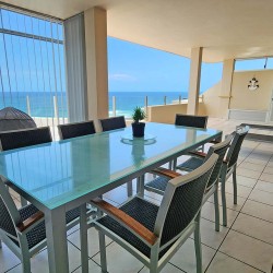 Octavia 7 is a tastefully furnished, upmarket 6 sleeper self-catering holiday penthouse in Manaba Beach on the South Coast of KwaZiulu Natal with a 180 ° breaker sea view.