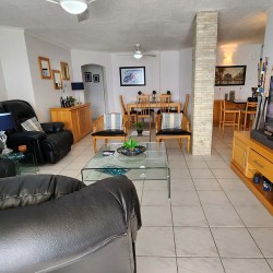 Octavia 7 is a tastefully furnished, upmarket 6 sleeper self-catering holiday penthouse in Manaba Beach on the South Coast of KwaZiulu Natal with a 180 ° breaker sea view.