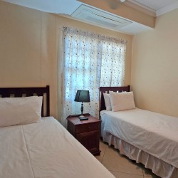 Lucien Sands 601 is a seafront self-catering penthouse with a 180º breaker sea view & a swimming pool, you can walk onto Lucien Blue Flag Beach & Margate beach from the 5th floor apartment.