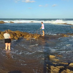 Banana Beach Club F1, a self-catering ground-floor studio in Melville on the Hibiscus Coast, located 50m from the beach, ideal for a small family holiday.