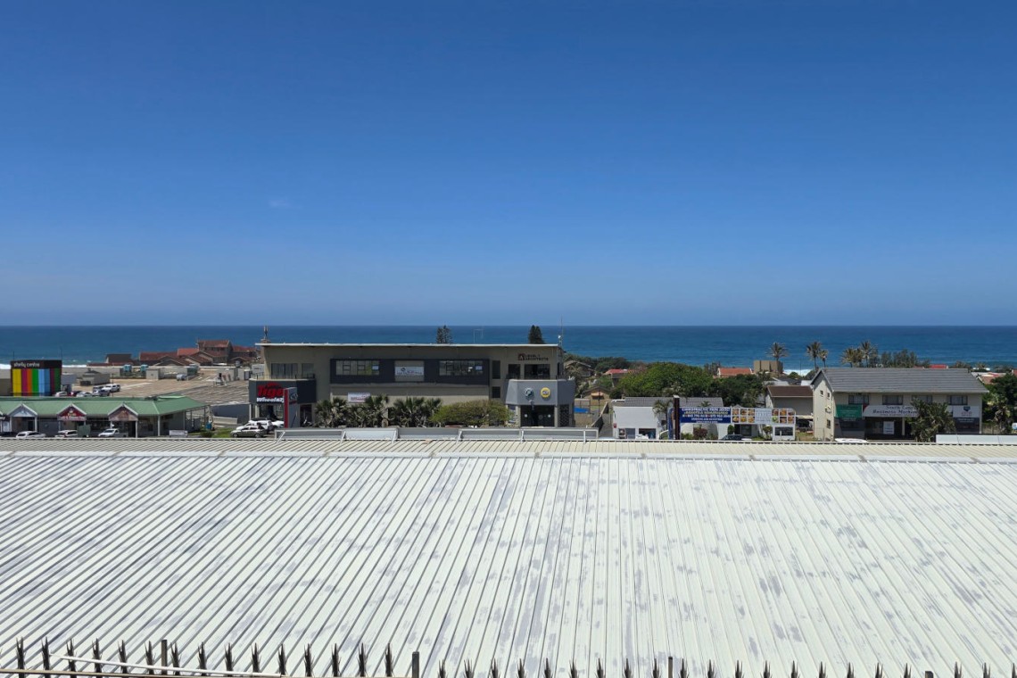 Holiday at Isles of Shelly 8 in Shelly Beach a 5 sleeper simplex and enjoy an air-conditioned holiday close to Shelly Centre and MacDonald's with relaxing sea views, a braai, and all the comforts of home.