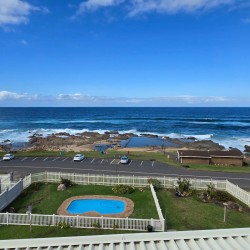 180 degree sea view from C-Front 11 over the tidal view in front of the penthouse.