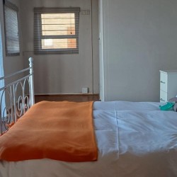 Sea Park Beach House - Sea-facing bedroom in holiday home with sea view on the KwaZulu Natal South Coast