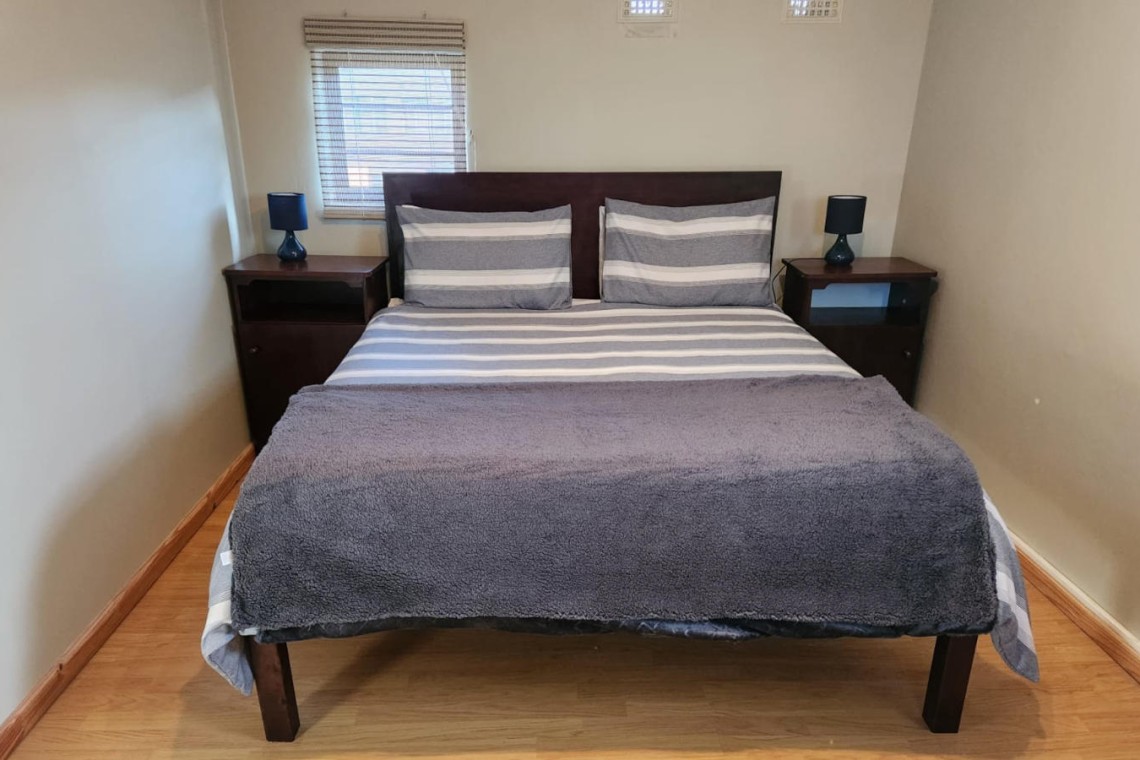 Sea Park Beach House - Bedroom in holiday home with sea view on the KwaZulu Natal South Coast