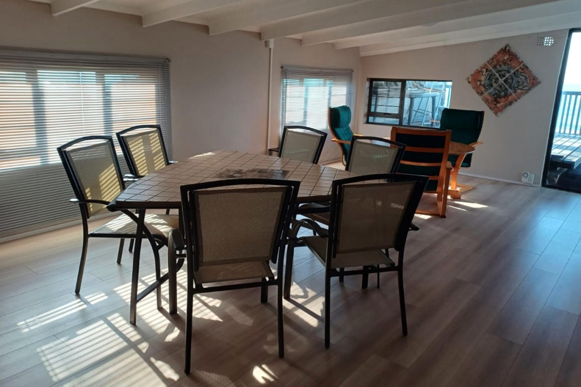 Sea Park Beach House - The upstairs living room in the left wing of the holiday home on the KwaZulu Natal South Coast.