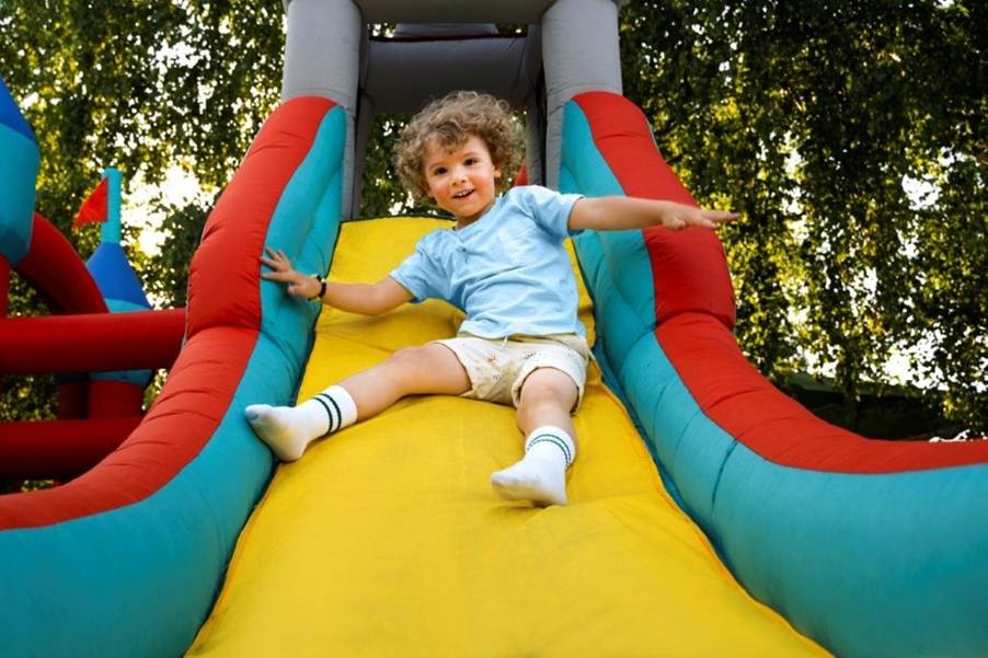 SunFest Inflatable Park – Monday, 7 July till Sunday, 13 July 2025